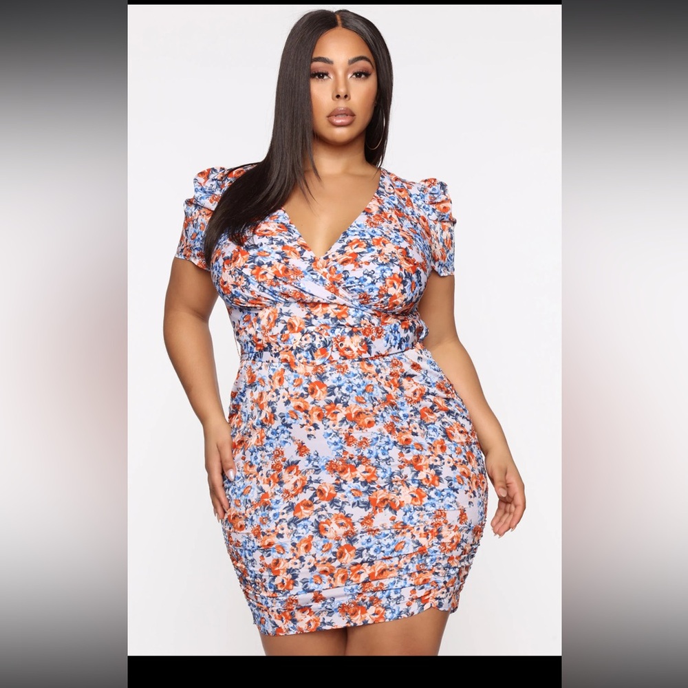Floral Mini Dress. Size L.